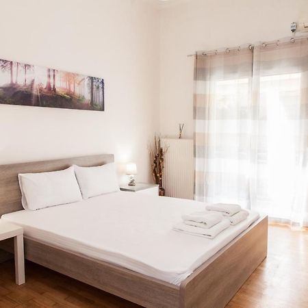 Cozy Apartment Near Stavros Niarchos Park Athen Exterior foto