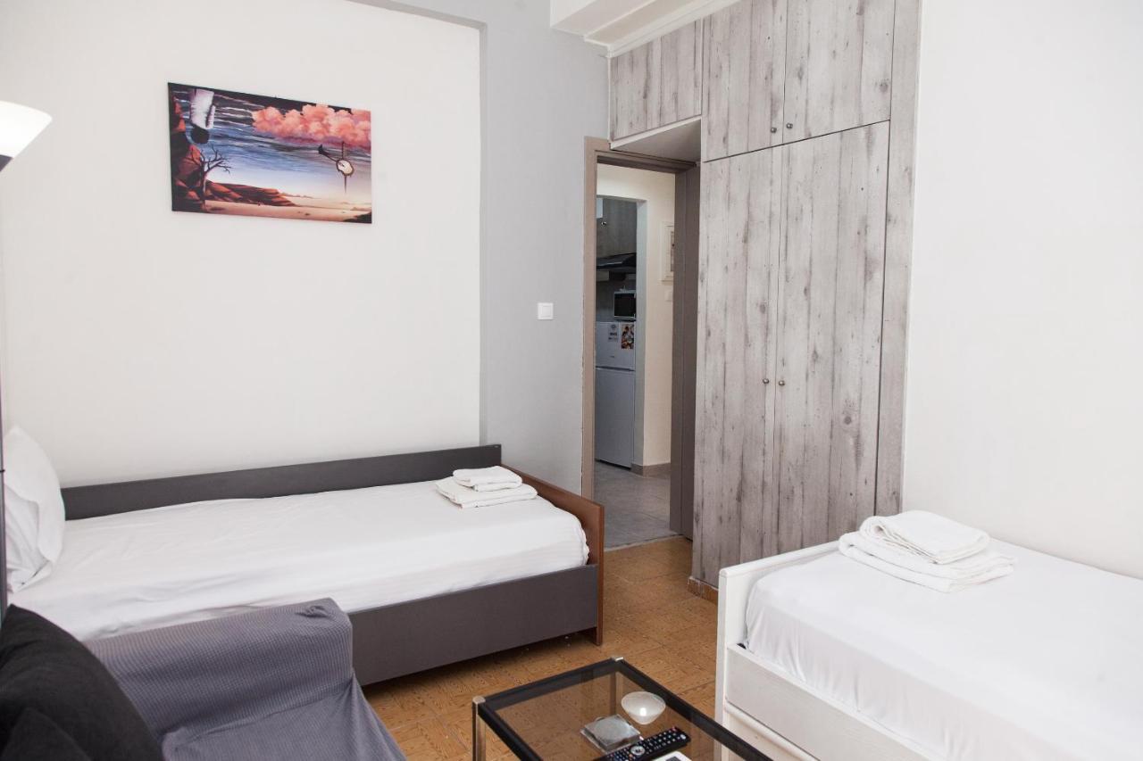 Cozy Apartment Near Stavros Niarchos Park Athen Exterior foto